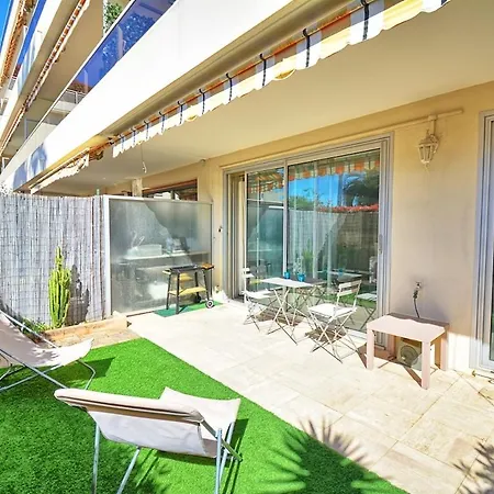 Apartment Luxury Apartment, Private Garden Sea Within Walking Distance Parking *